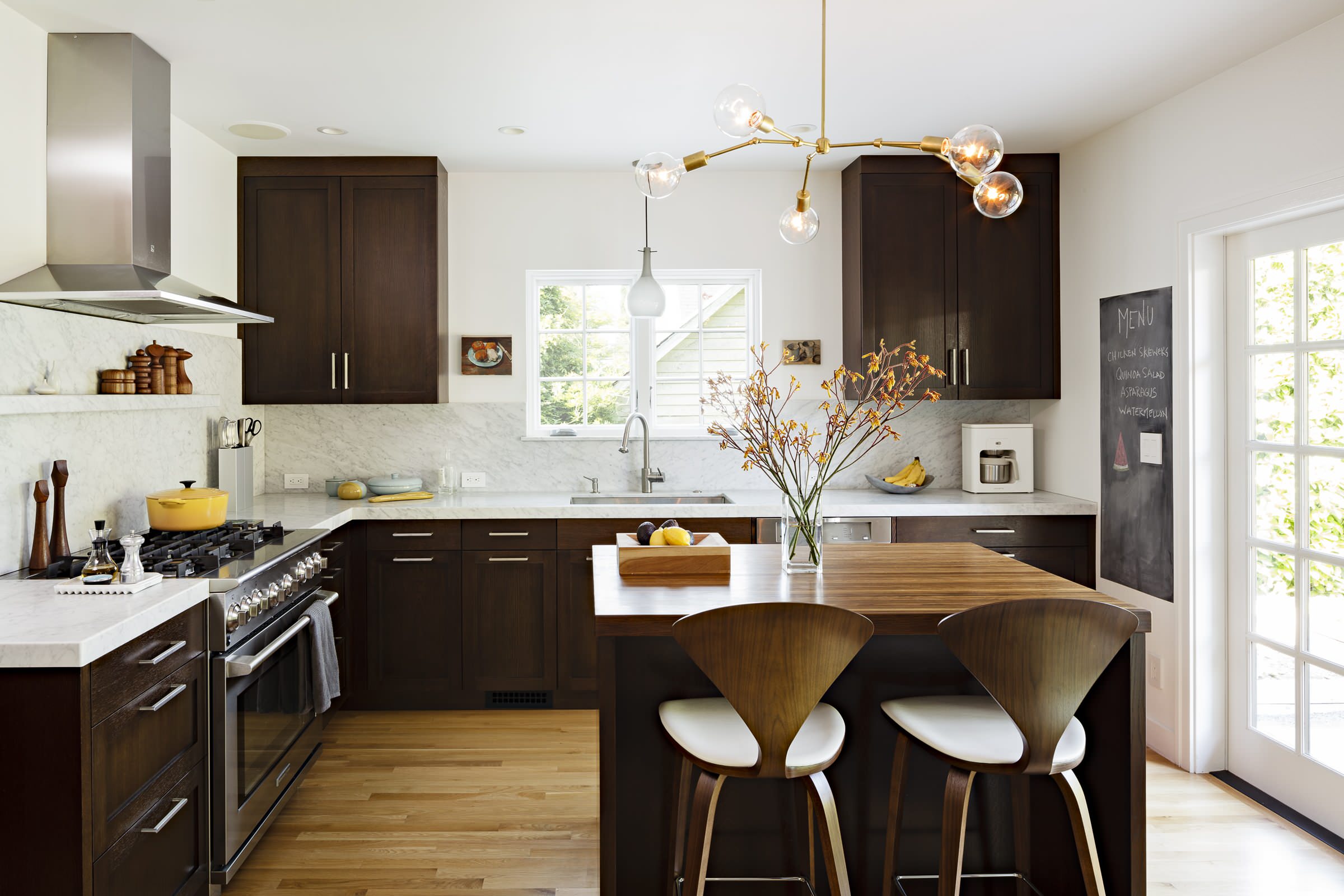 Earthy Brown coloured kitchen