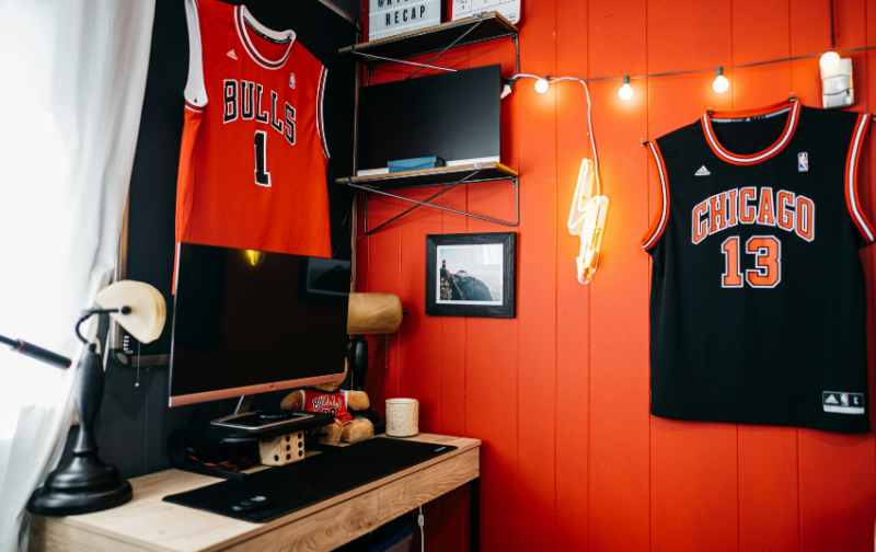 Gaming Room Paint Ideas - Red and Black