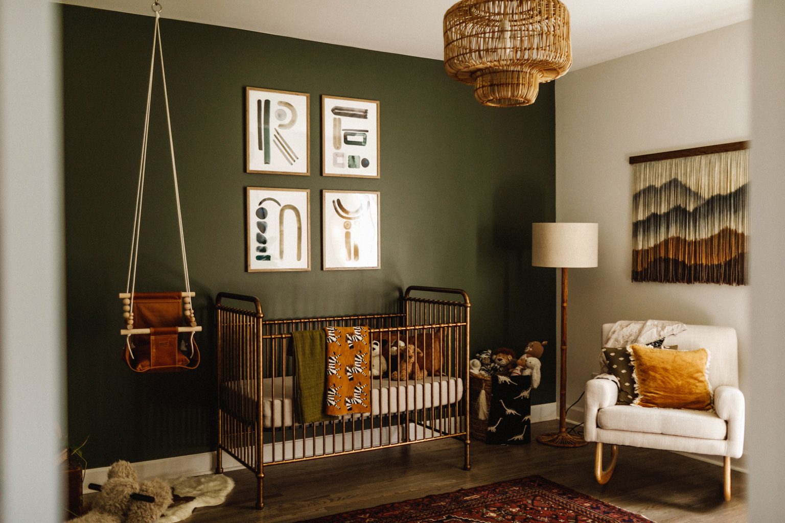 green-painted-nursery-room-for-baby-boys