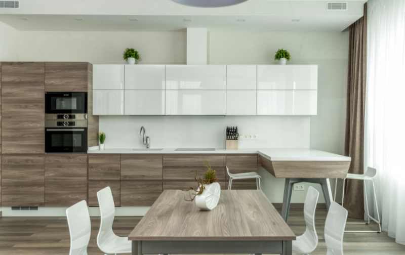Kitchen Cabinet Color Trends - Two-tone Colours