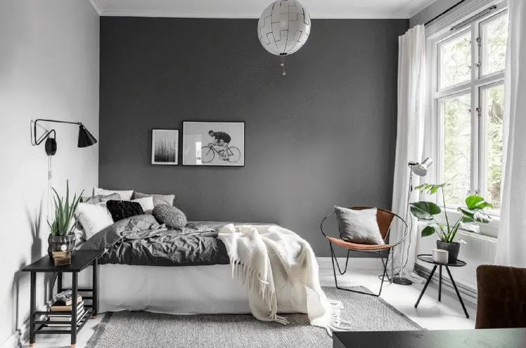 two-toned-bedroom-with-grey-and-white-walls