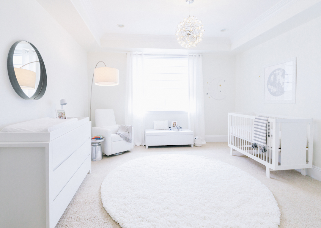 minimalistic-themed-nursery-room-for-baby-boys
